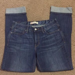 Levis Jeans EUC